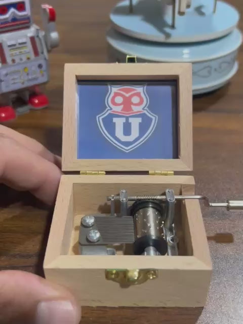 CAJITA MUSICAL U DE CHILE